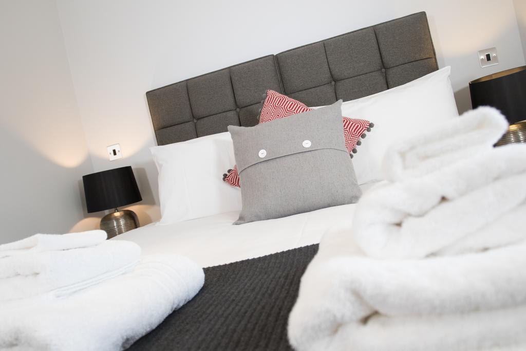 Glenmoriston Town House Apartments インヴァネス エクステリア 写真
